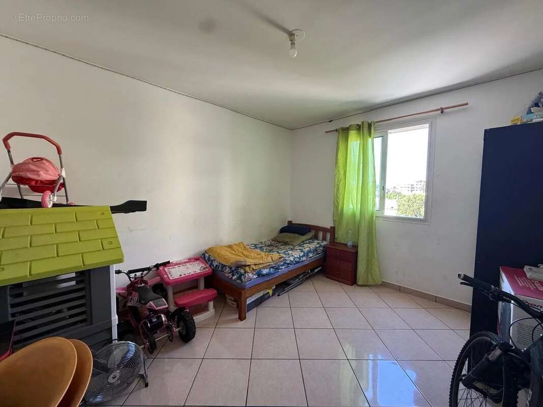 Appartement à L'ETANG-SALE