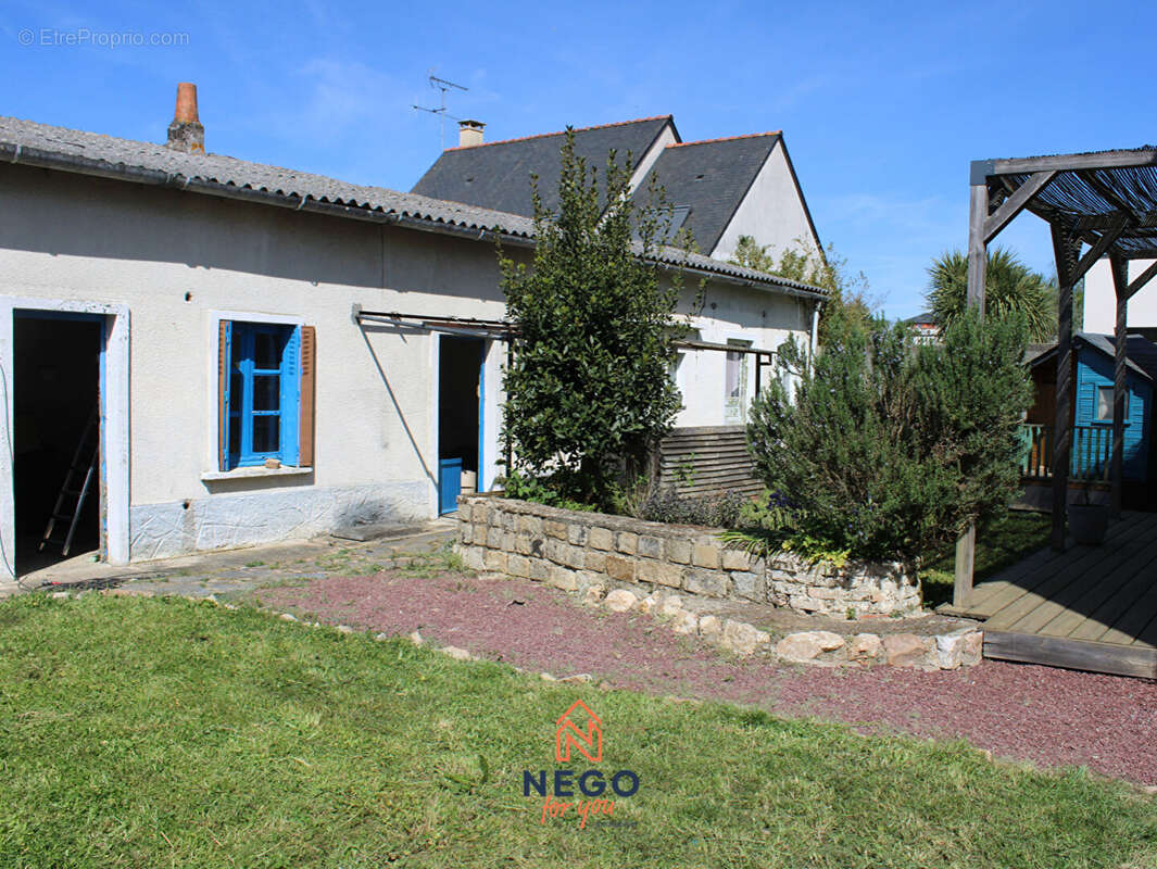 Maison à AVRILLE