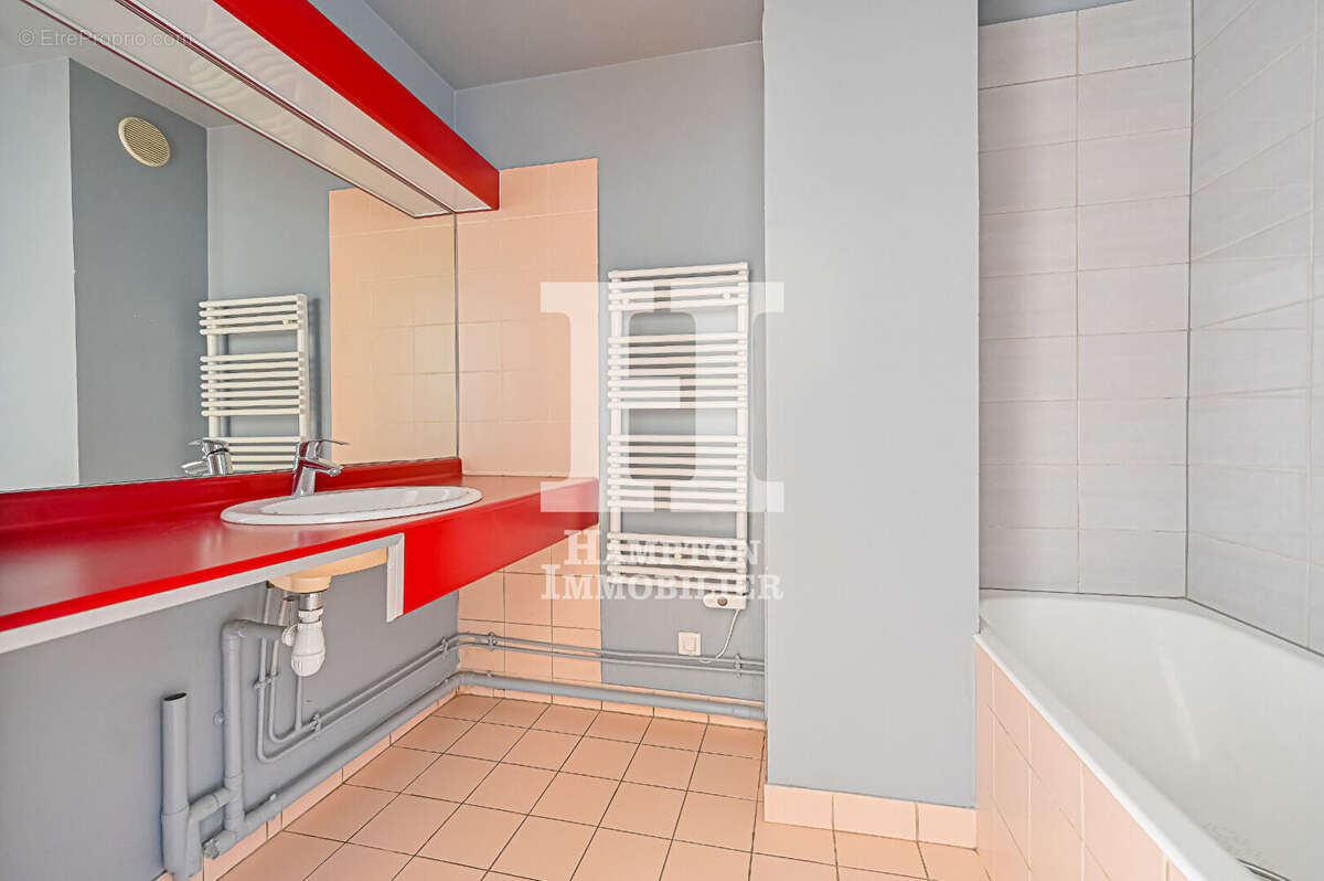 Appartement à PARIS-19E
