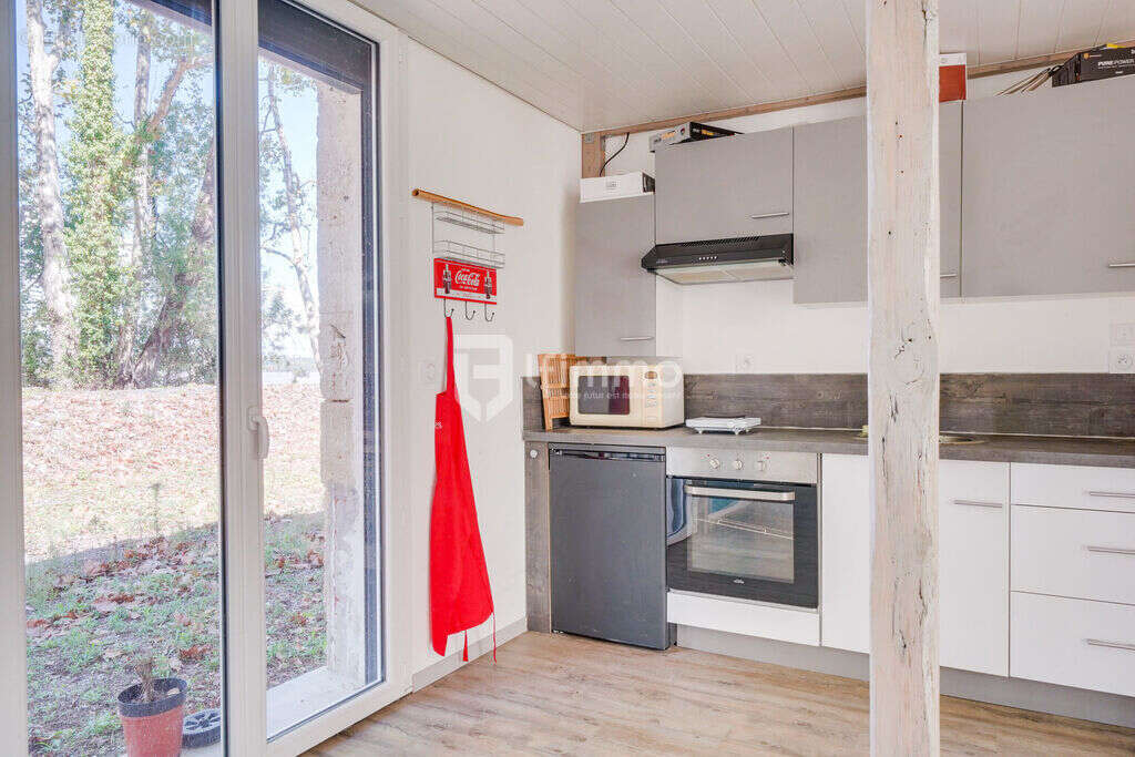 Maison en pierre de 340m² + dépendance 605 00€ FAI - photo 19