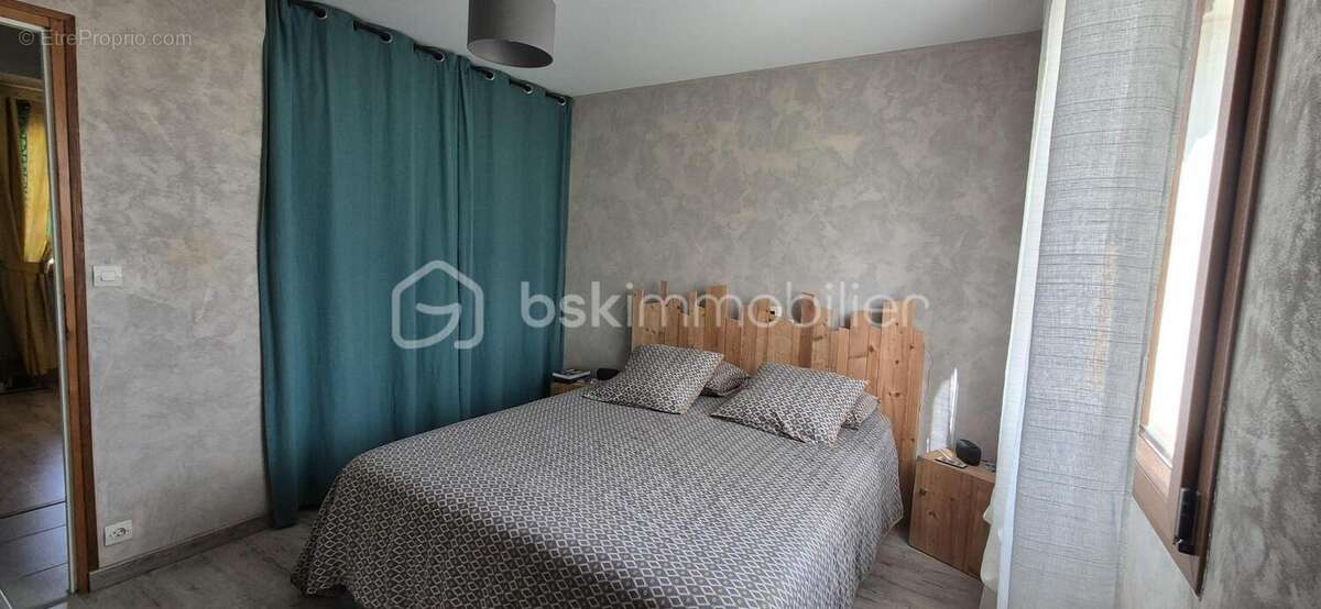 Maison à SOULAIRE-ET-BOURG