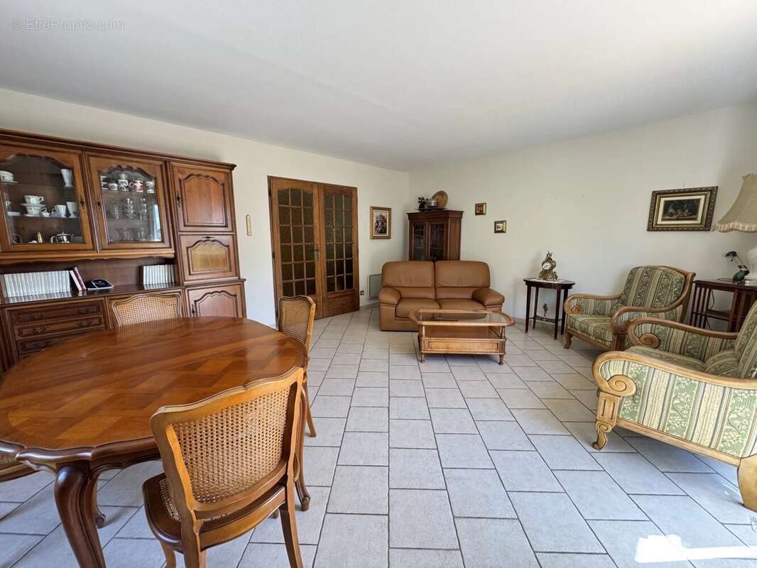 Maison à LA LONDE-LES-MAURES