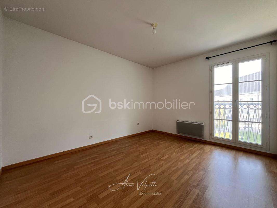 Appartement à MAGNY-LE-HONGRE