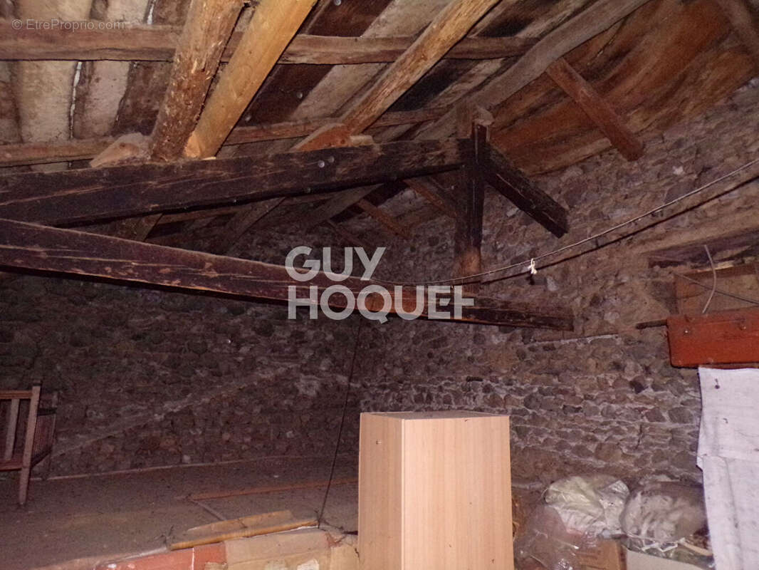 Maison à MAZEYRAT-D'ALLIER