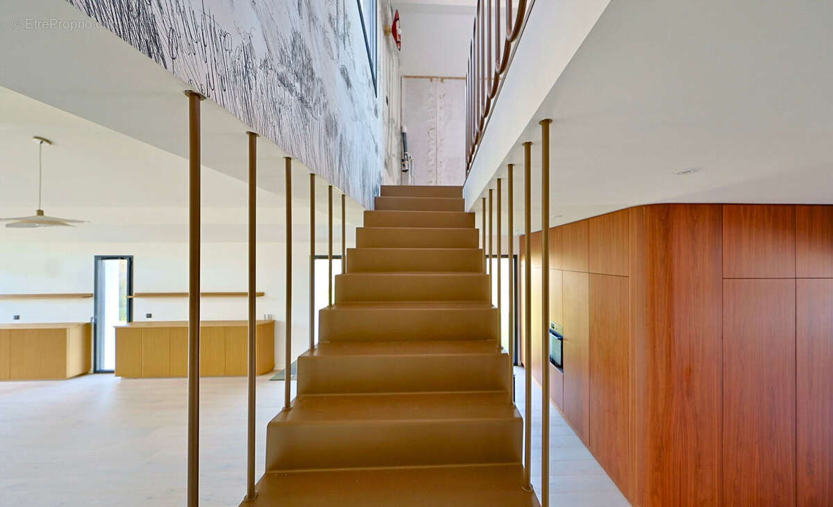 Maison à BASSUSSARRY