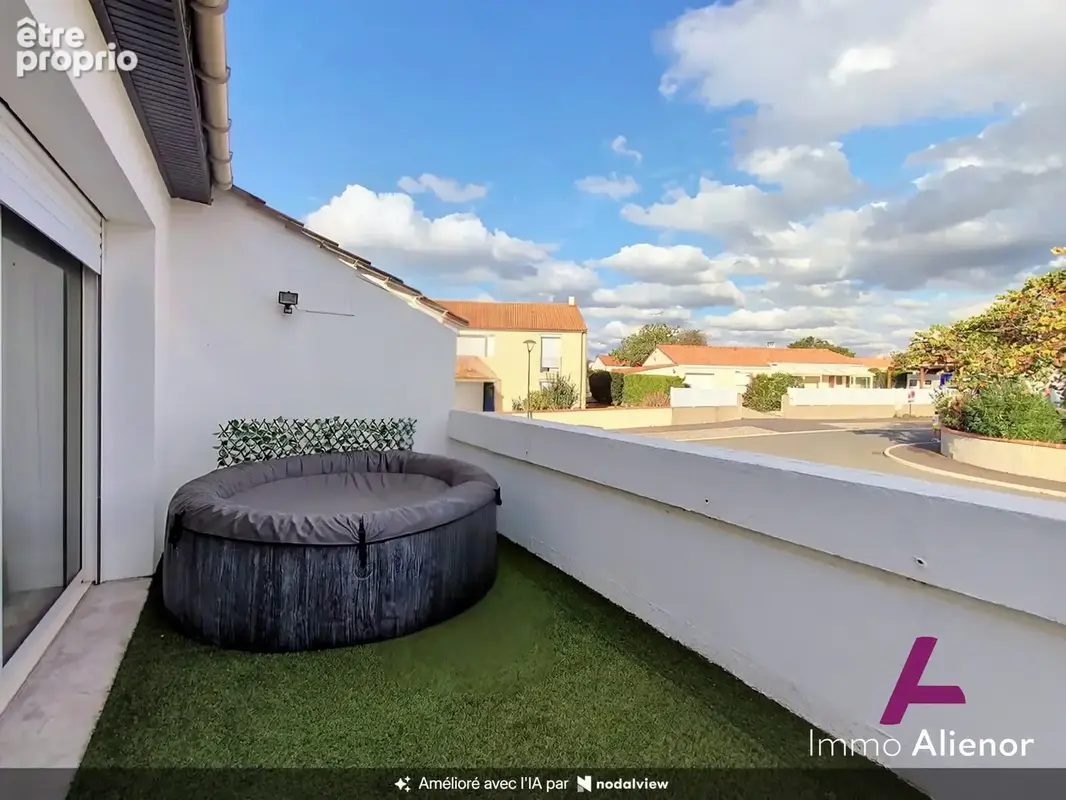 BALCON ACCESSIBLE DEPUIS LE SEJOUR