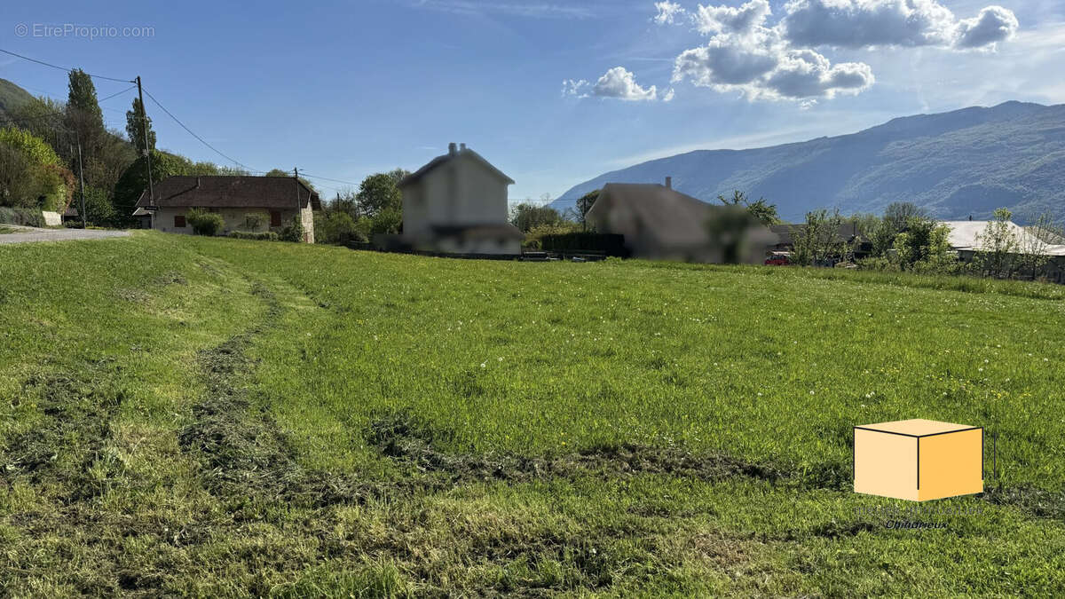 Terrain à SEYSSEL