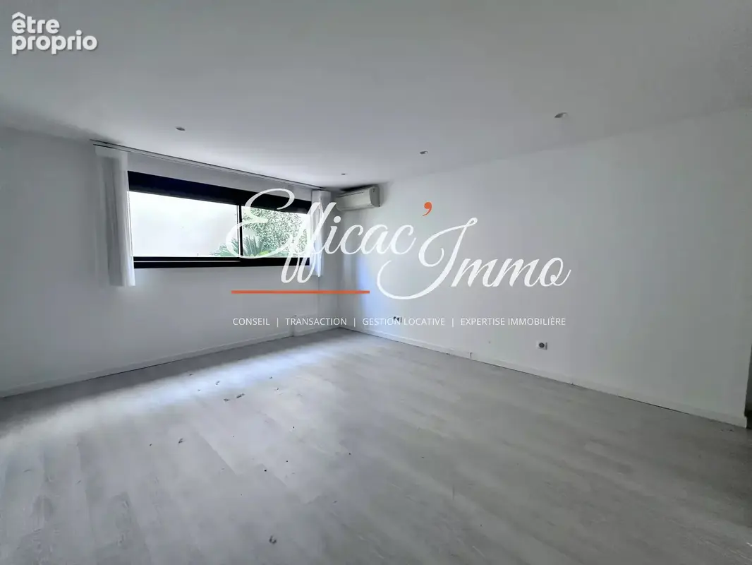Bien de 154,51 m² avec garage, jardin et prestations haut de gamme - photo 13