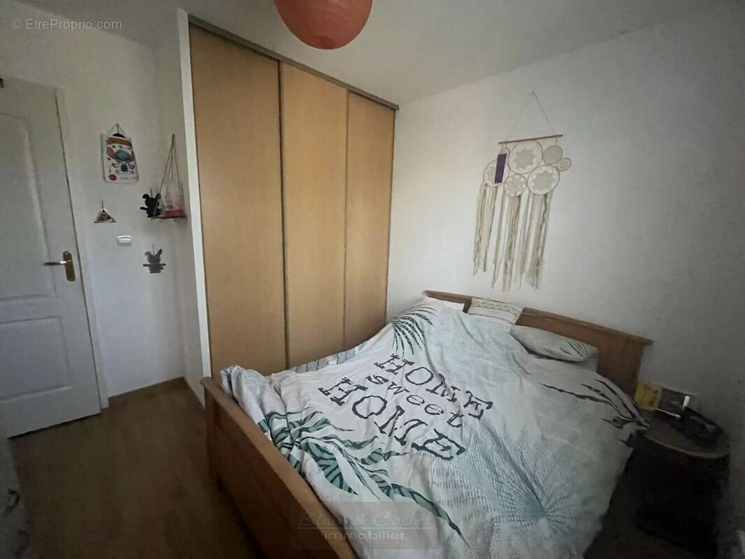 Maison de plain-pied à Saint-Maurice-sur-Fessard - photo 8