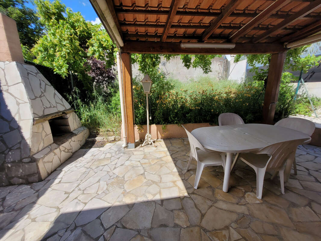 Maison à SALLES-D'AUDE
