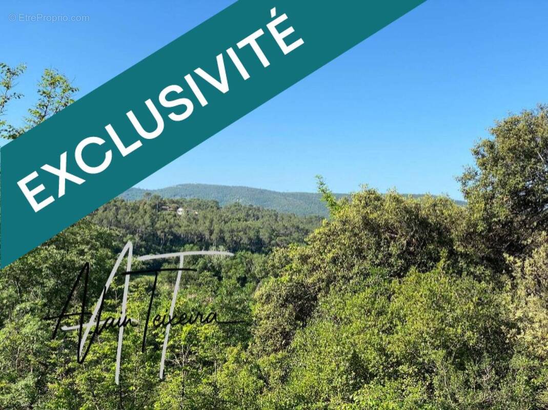 Photo 1 - Terrain à LORGUES