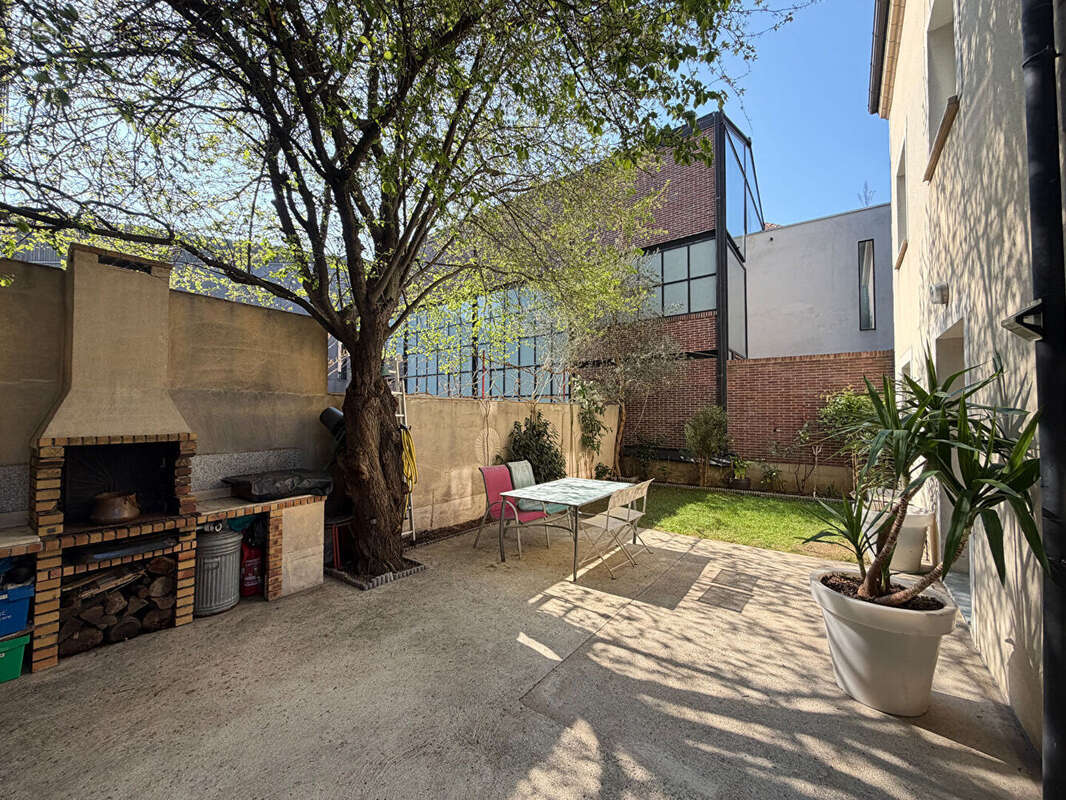 Maison à IVRY-SUR-SEINE