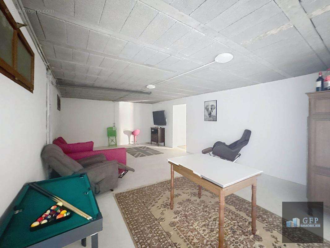 Maison à BORMES-LES-MIMOSAS