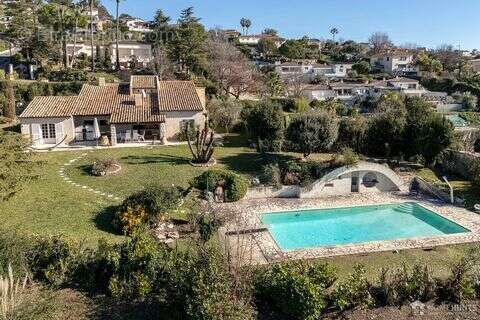 Maison à CAGNES-SUR-MER