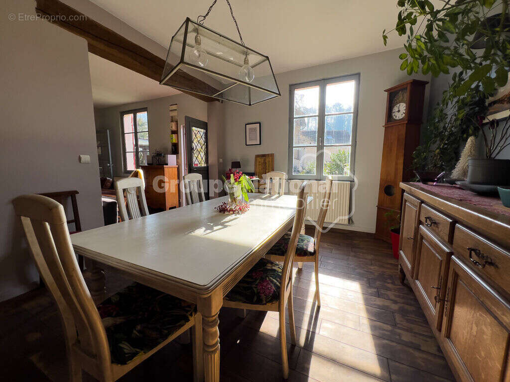 Maison à PIERREFONDS