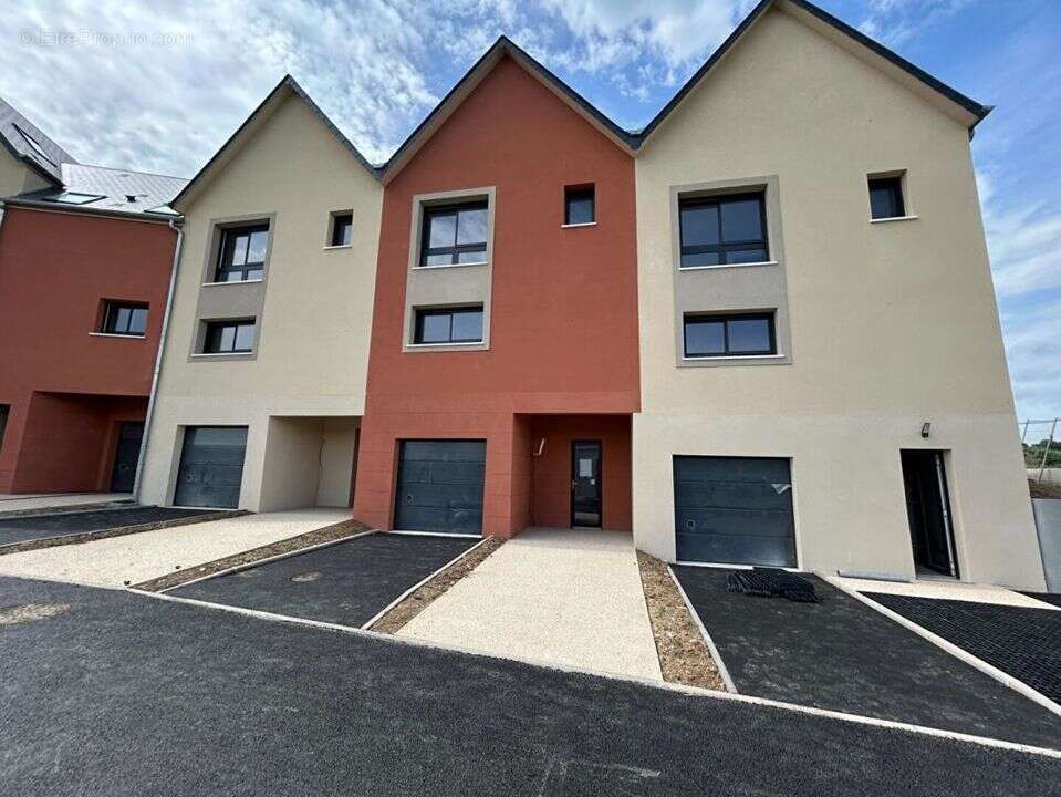 Maison à PONT-L'EVEQUE