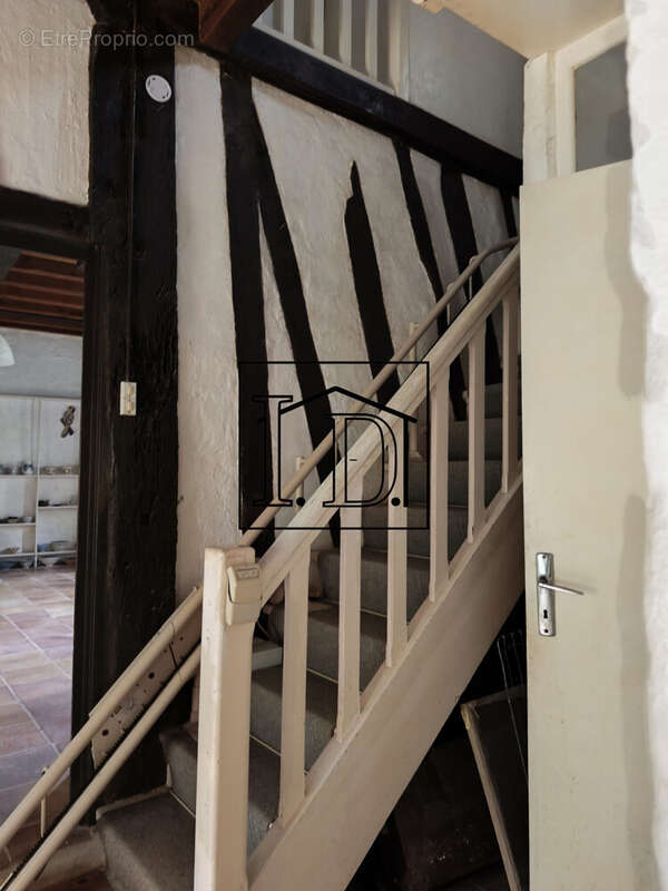 Escalier - Maison à MOUSTIER