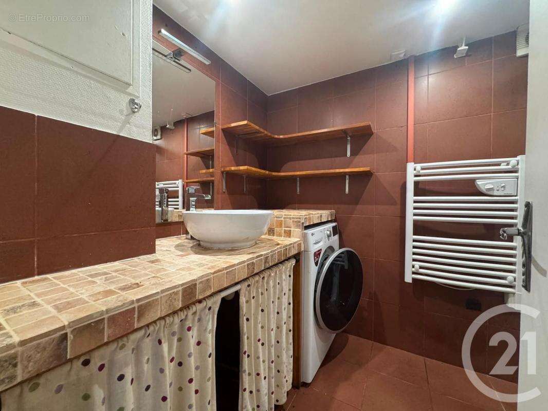 Appartement à FONTENAY-SOUS-BOIS