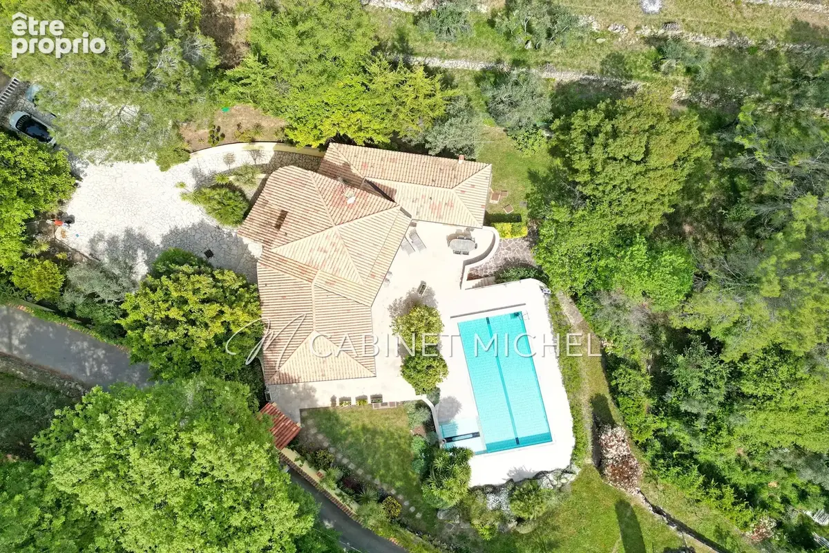 Maison à LE ROURET