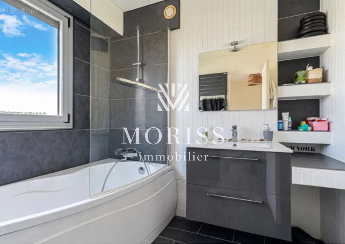 Appartement à LE PERREUX-SUR-MARNE