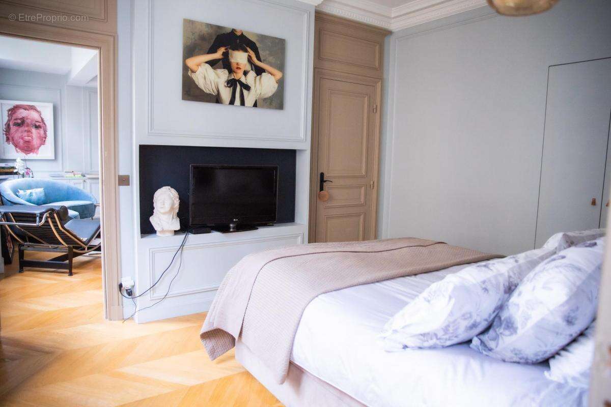 Maison à PARIS-17E