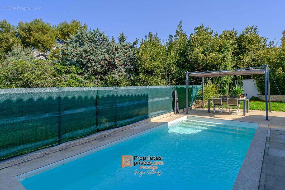 Maison à MARSEILLE-8E