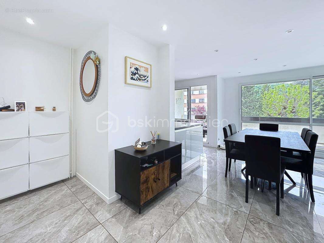 Appartement à ECHIROLLES