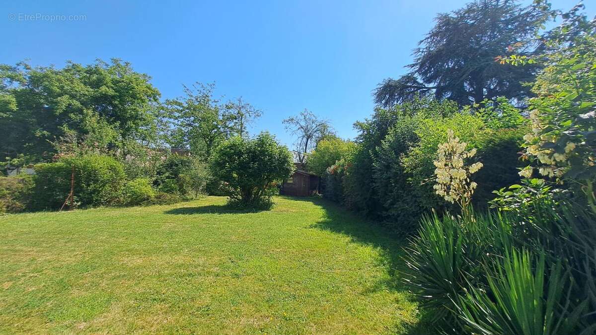 Maison à COIGNIERES