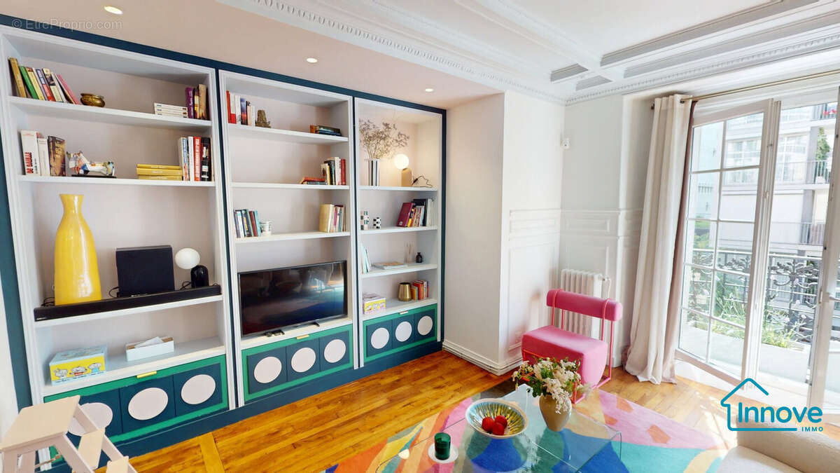 Appartement à PARIS-15E