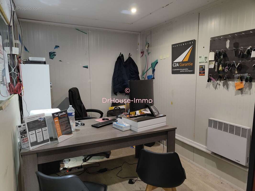 Commerce à L'ISLE-D'ESPAGNAC