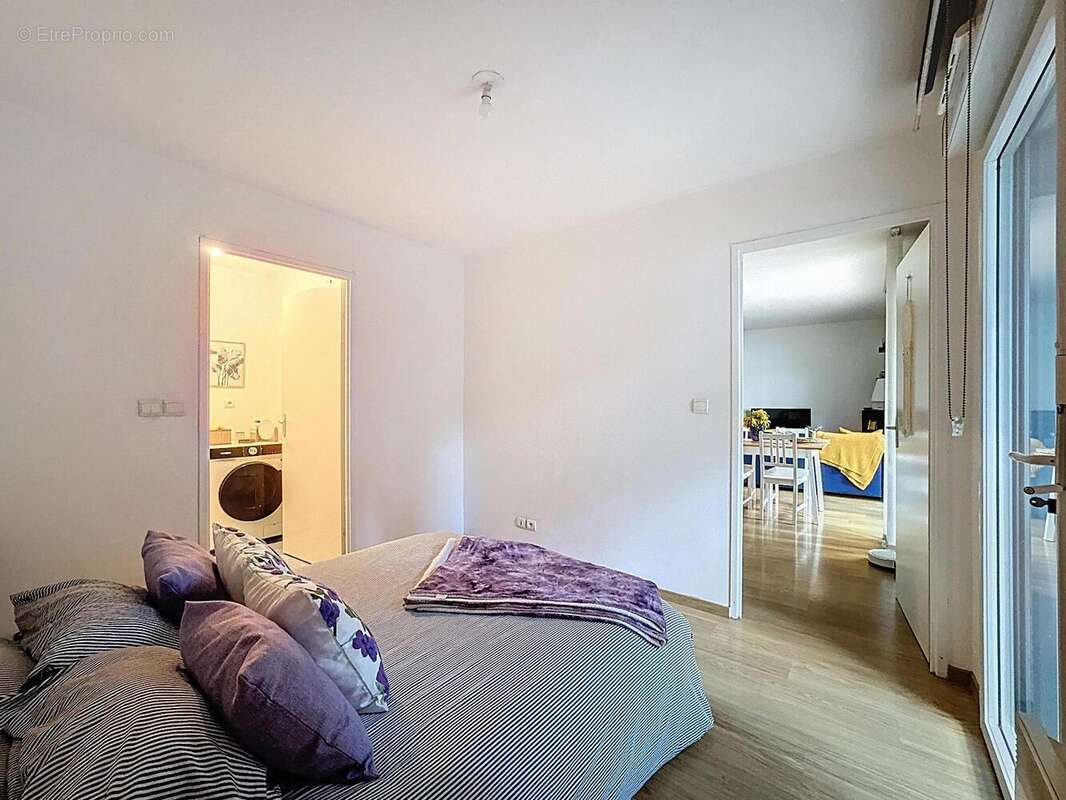   - Appartement à LILLE