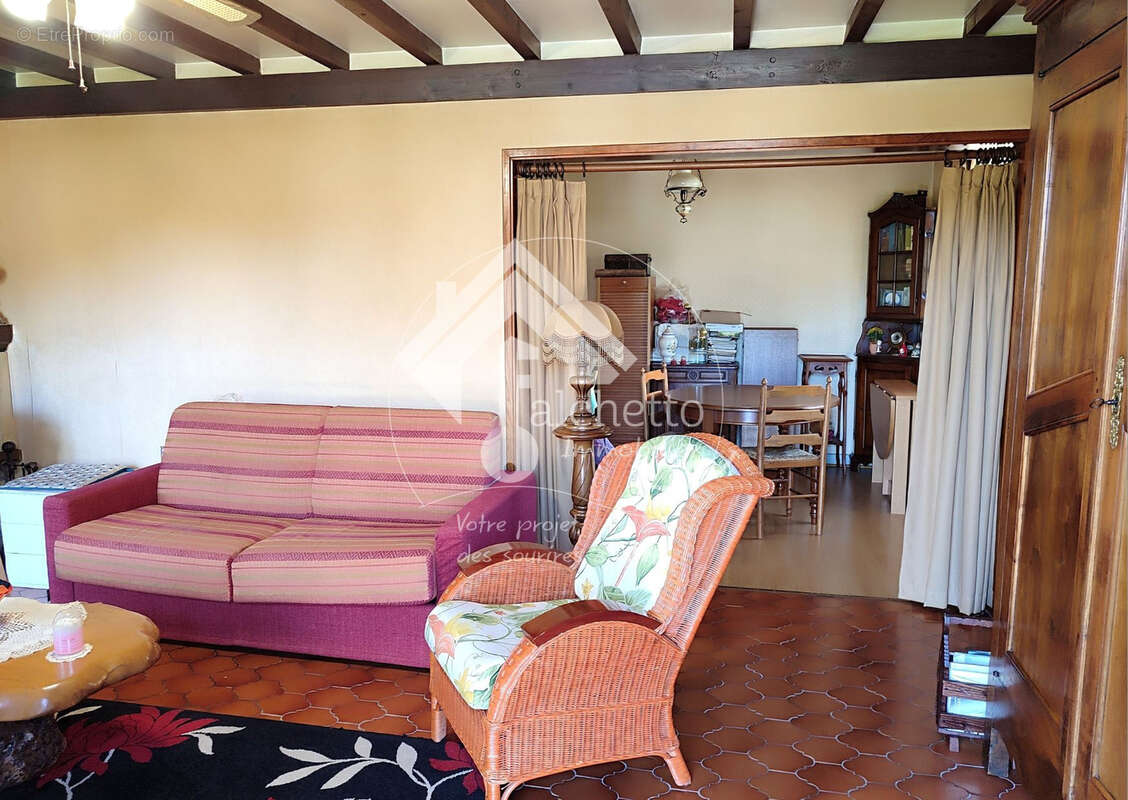 Maison à LA ROCHE-BLANCHE