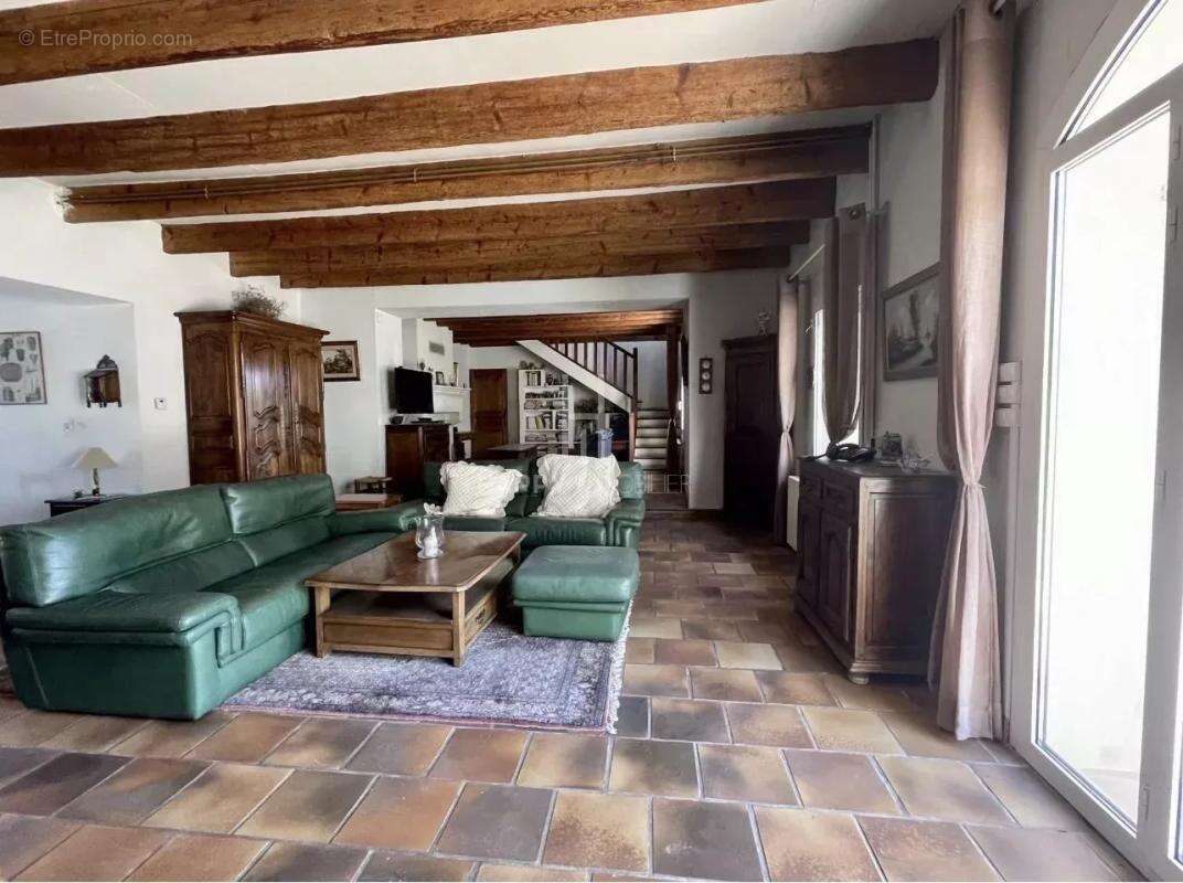 Mas familial sur 8000m2 de terrain à Arles - photo 12