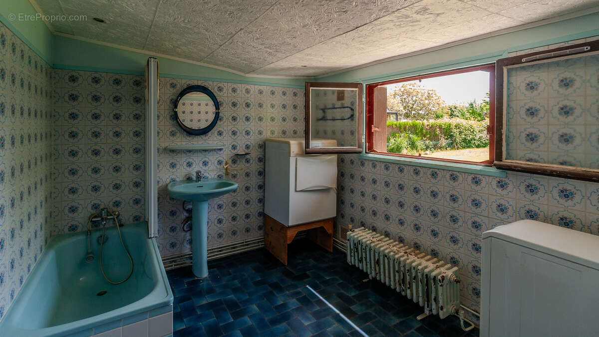 Maison à MONT-CAUVAIRE