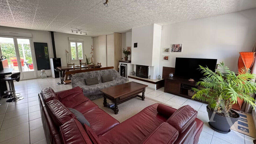 Maison Reaumont 6 pièces 185 m2 - photo 4