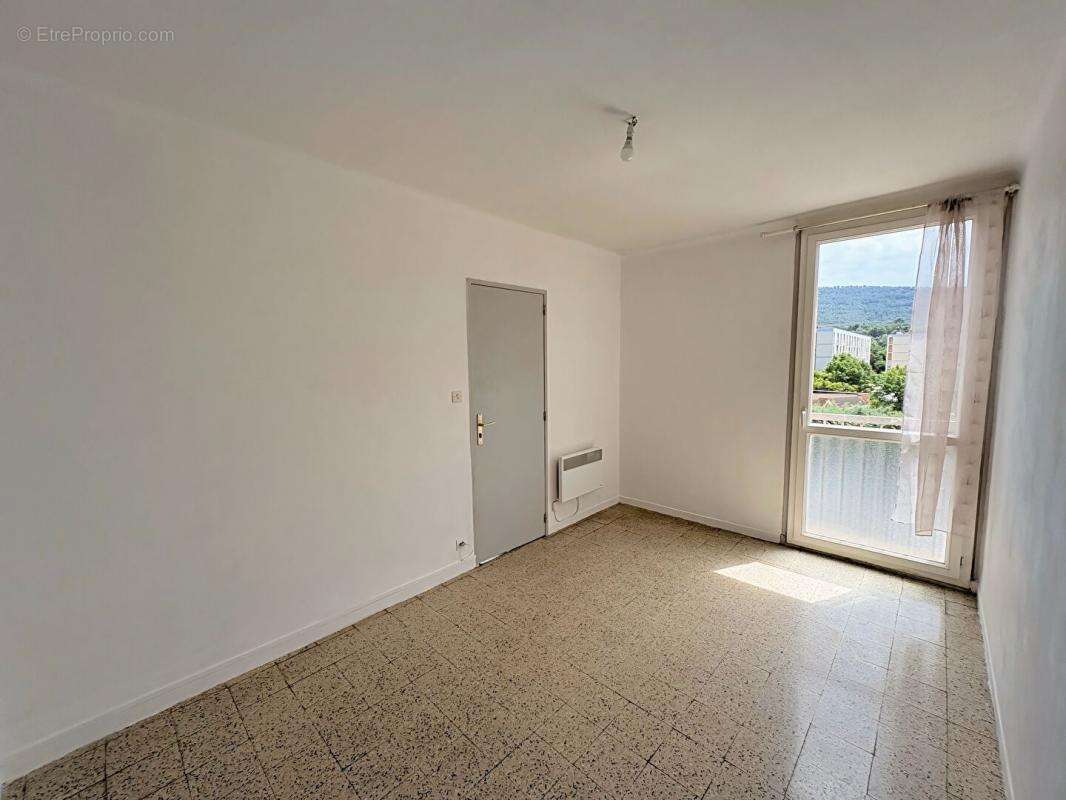 Appartement à AUBAGNE