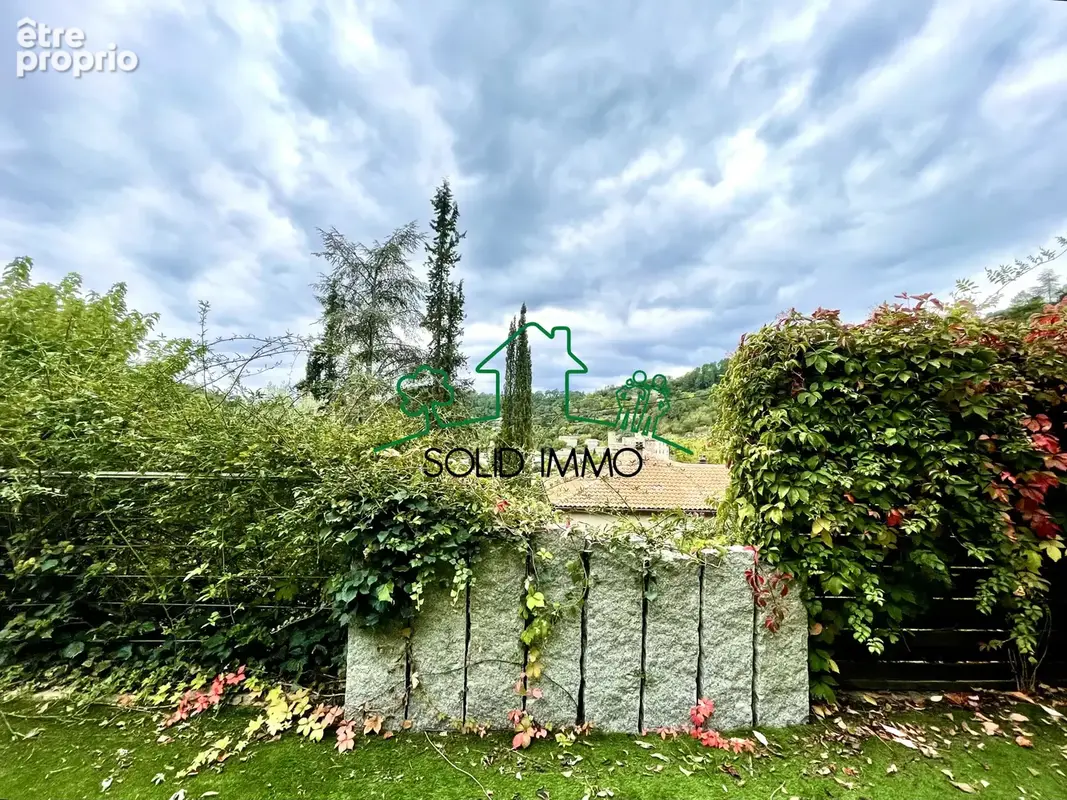Maison spacieuse avec jardin, piscine et vue sur village médiéval - photo 32