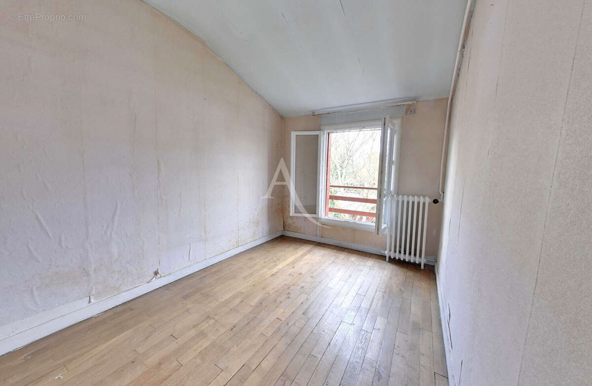 Appartement à LE PERREUX-SUR-MARNE