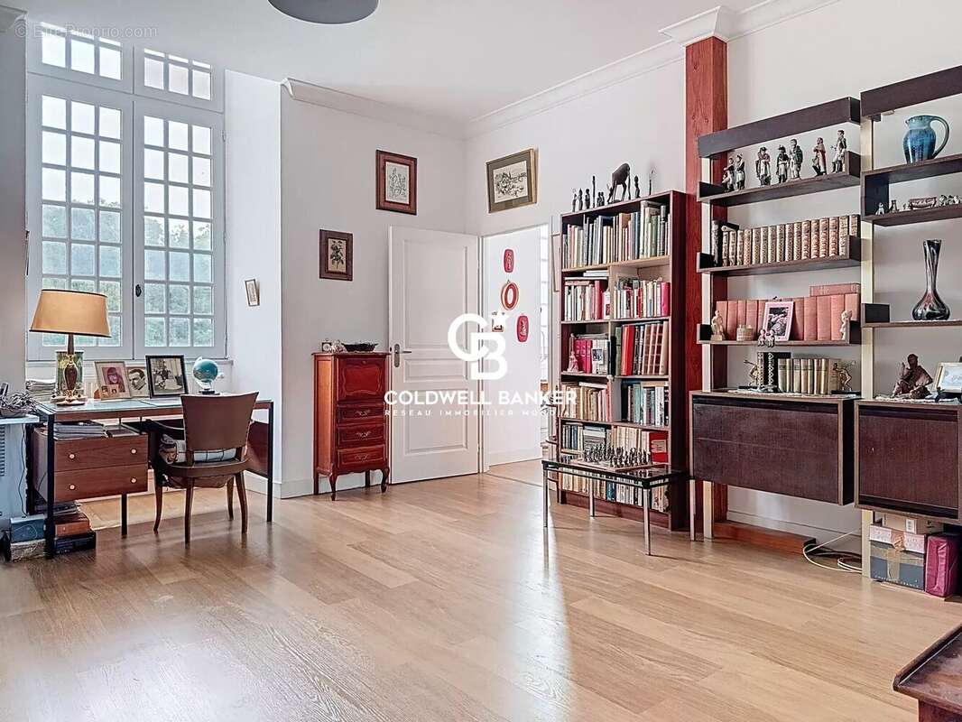 Appartement à LE DOUHET