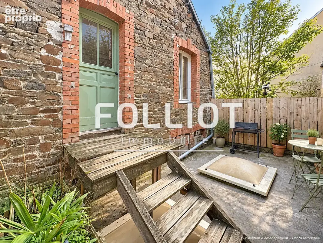 Immeuble au coeur de Cérences ? Vente interactive dès 169 000 - photo 2