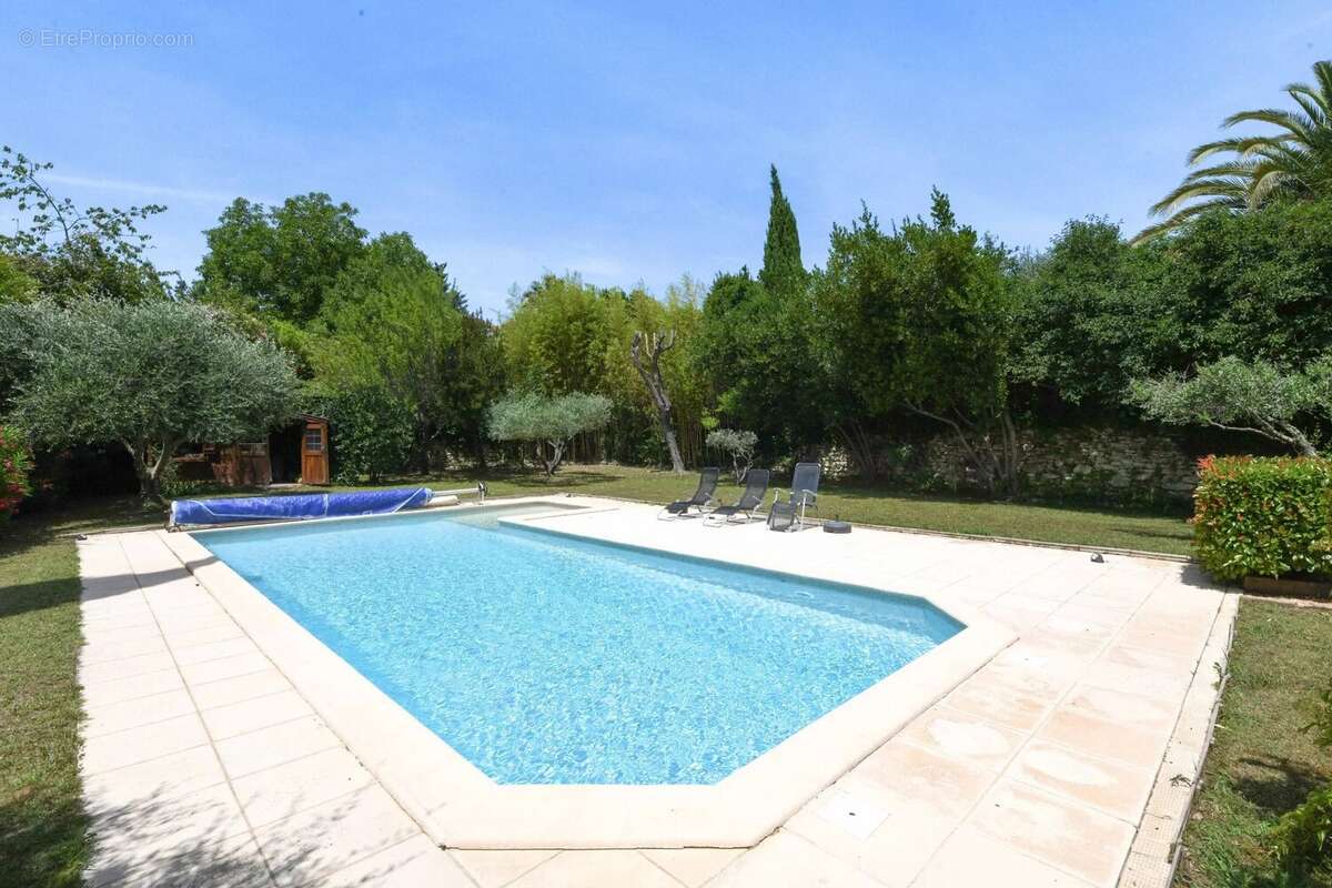Maison à UZES