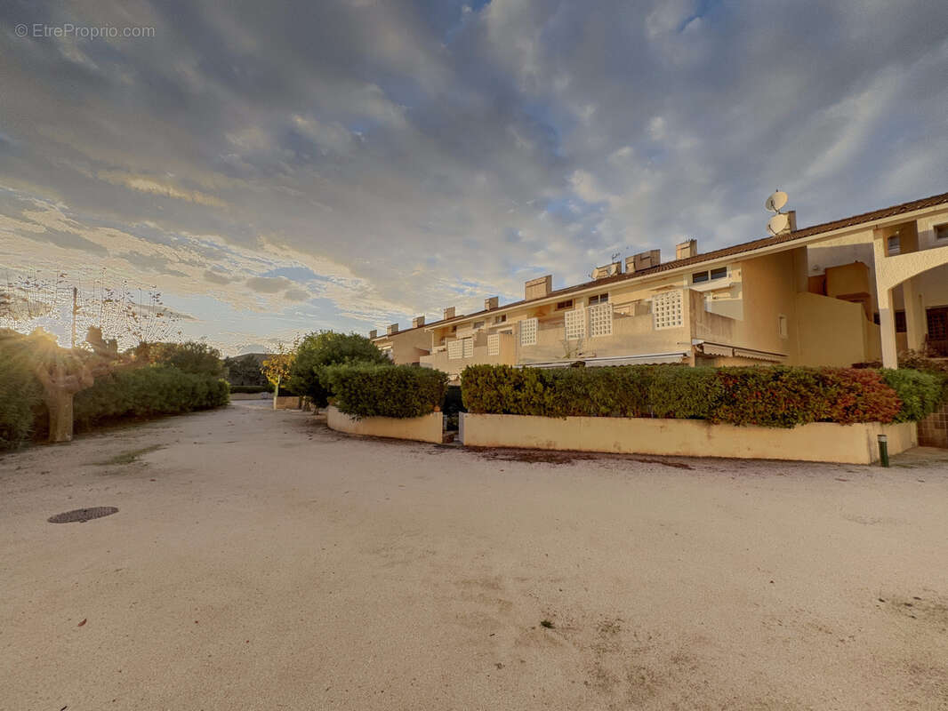 Appartement à HYERES