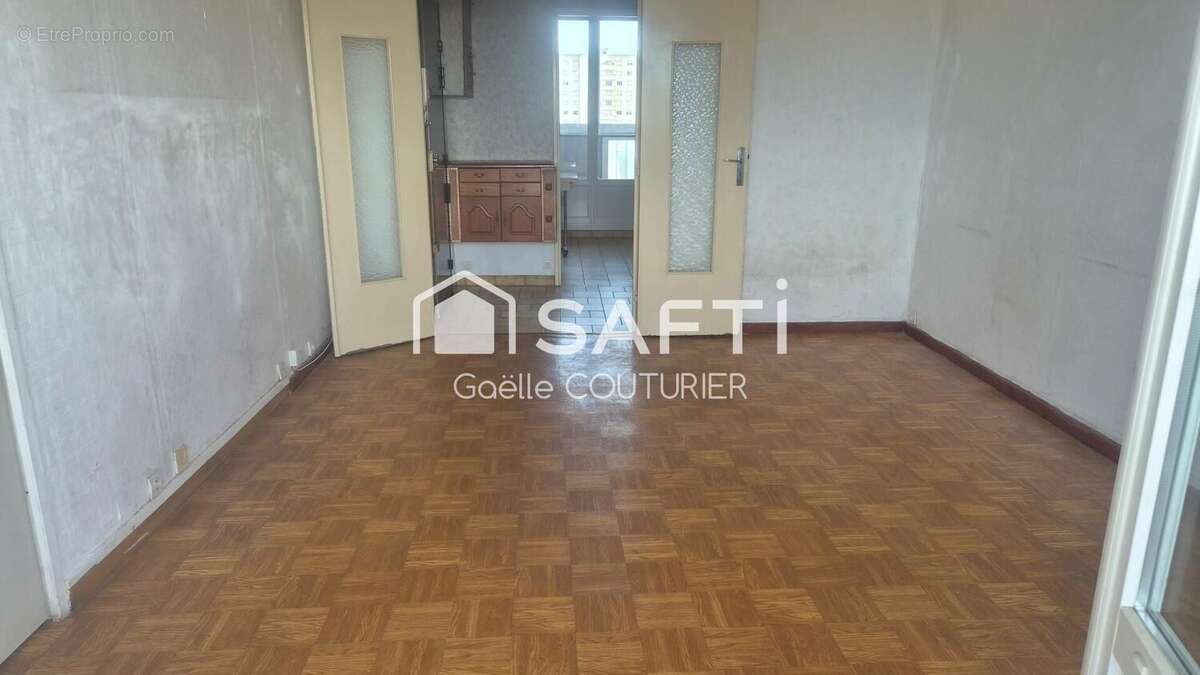 Photo 8 - Appartement à VENISSIEUX
