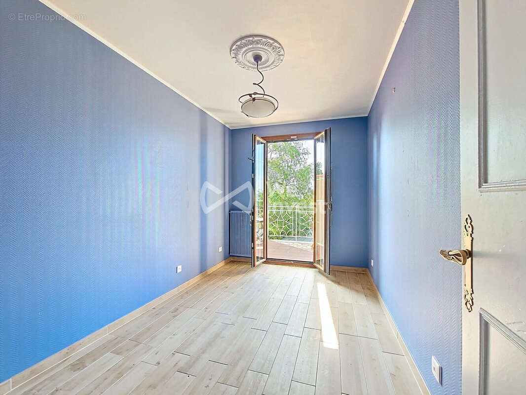 Maison 135 m² à Thorigny-Sur-Marne  - photo 9