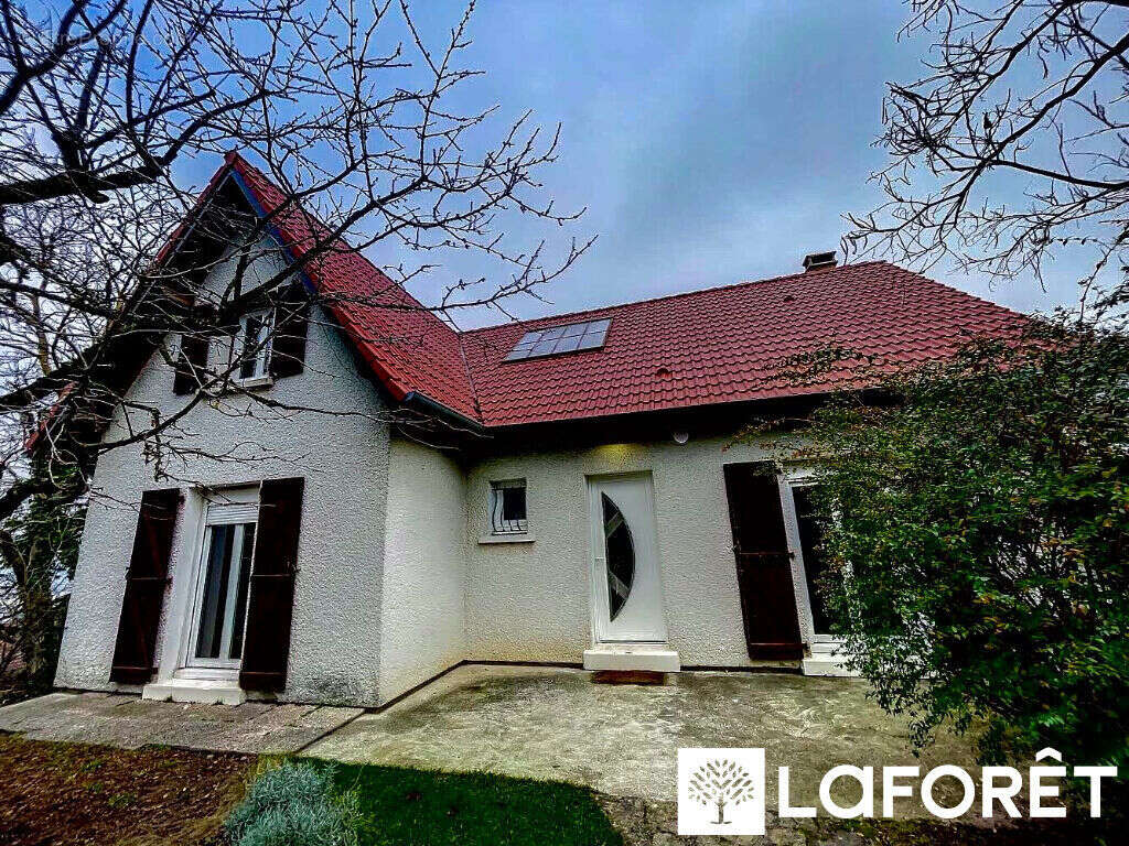 Maison à DOMARIN