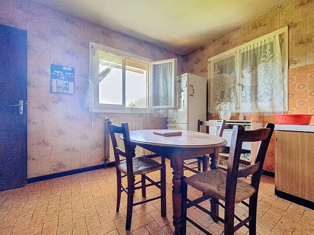 Maison à ENCAUSSE-LES-THERMES