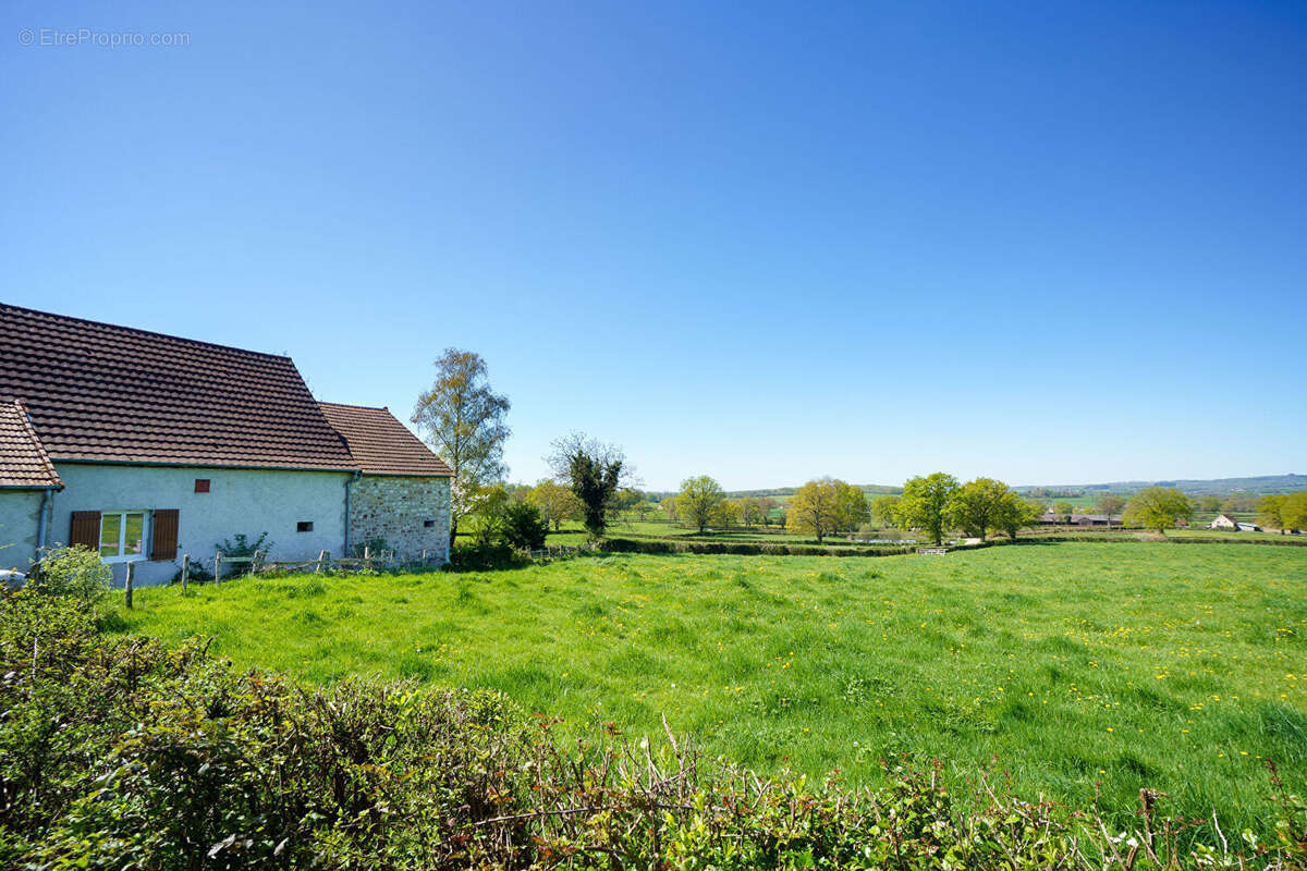 Maison Vendenesse-Lès-Charolles 4 pièce(s) 105 m2 avec dépendances - photo 14