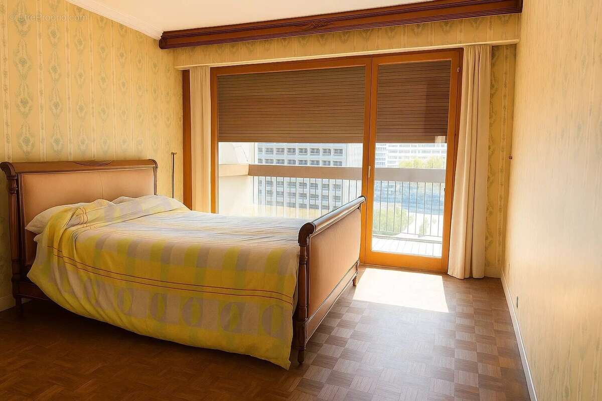 Appartement à MARSEILLE-6E