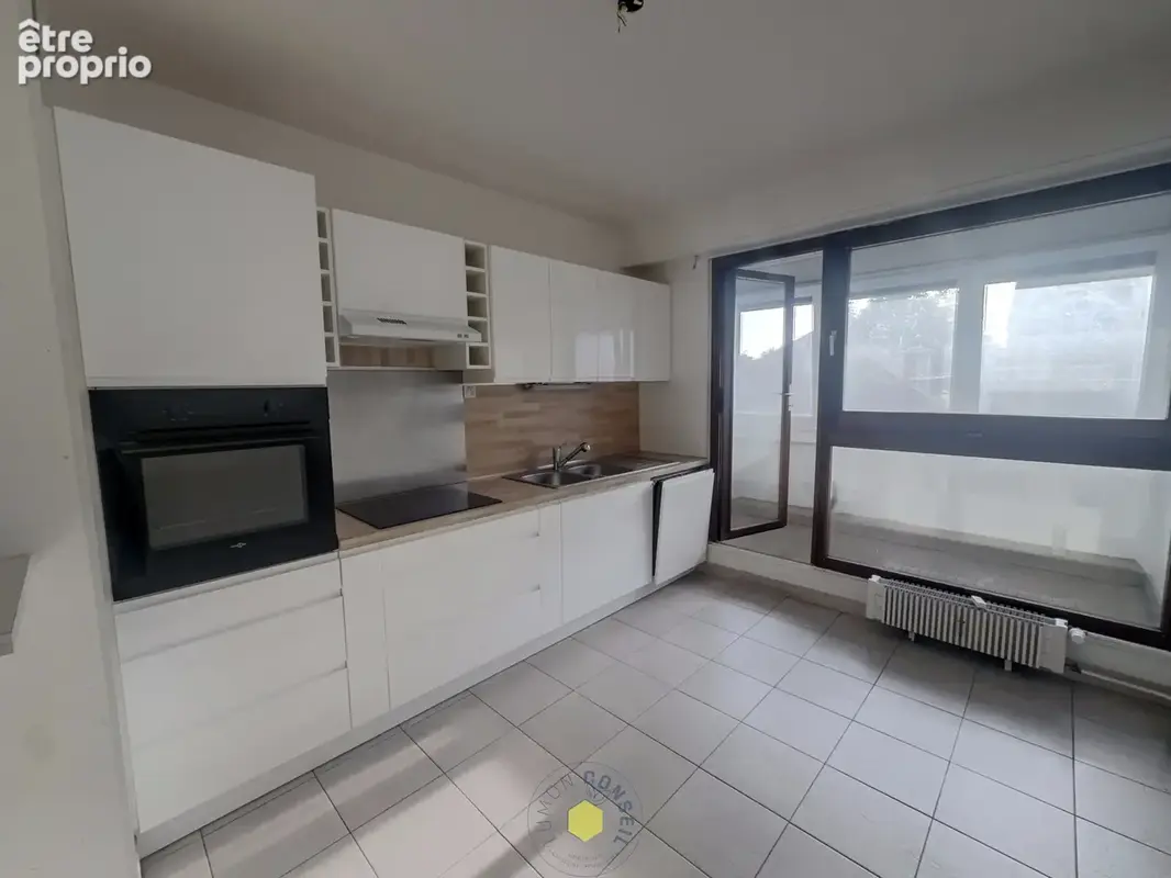 T4 Mulhouse 102 m2 - photo 3