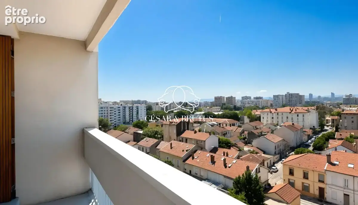 Appartement 70 m² à Villeurbanne  - photo 1